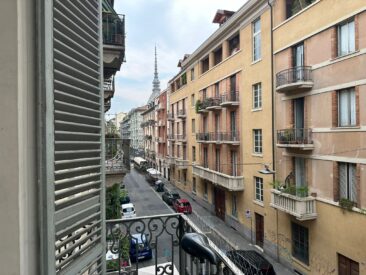 Balcone con Vista Mole Antoneliana